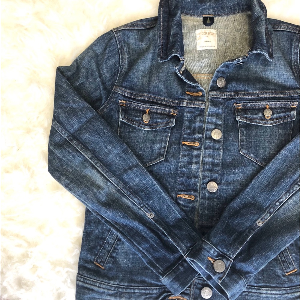 ✨J.Crew denim jacket✨